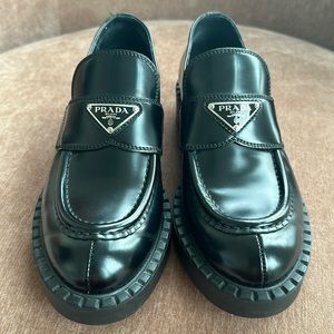 COPY - Prada Loafers sz 38 in great pre loved condition